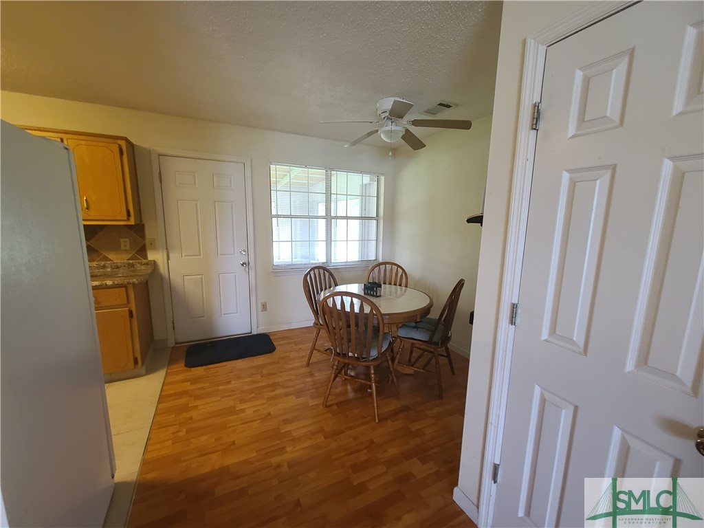 20 W Kenny Drive