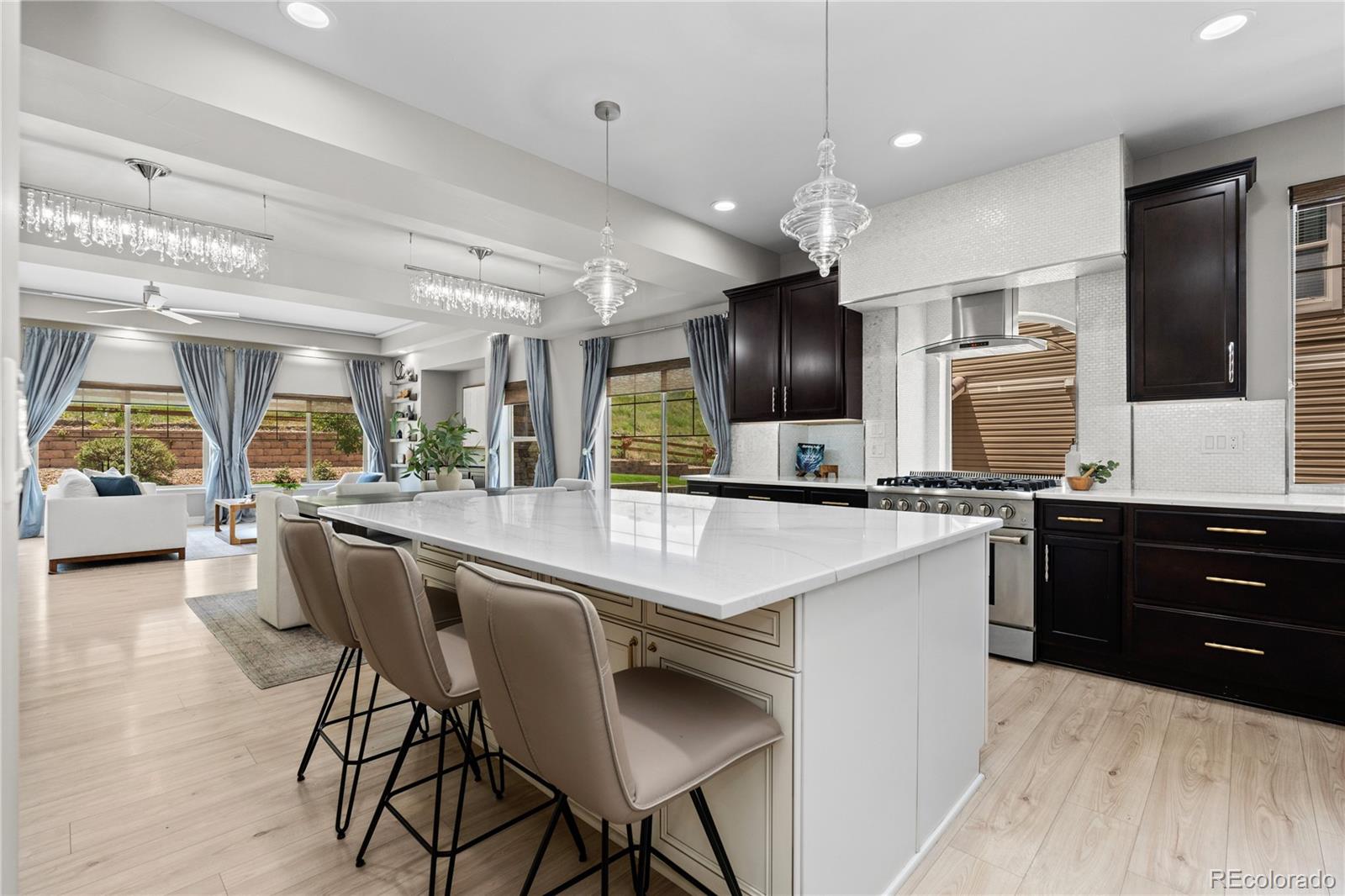 1815 Avery Way