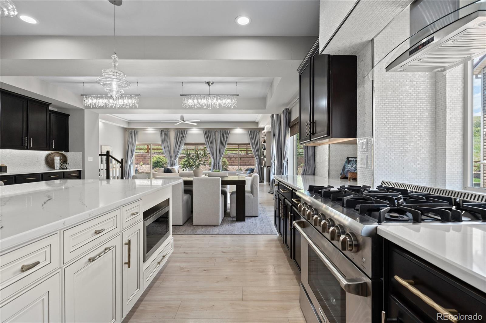 1815 Avery Way