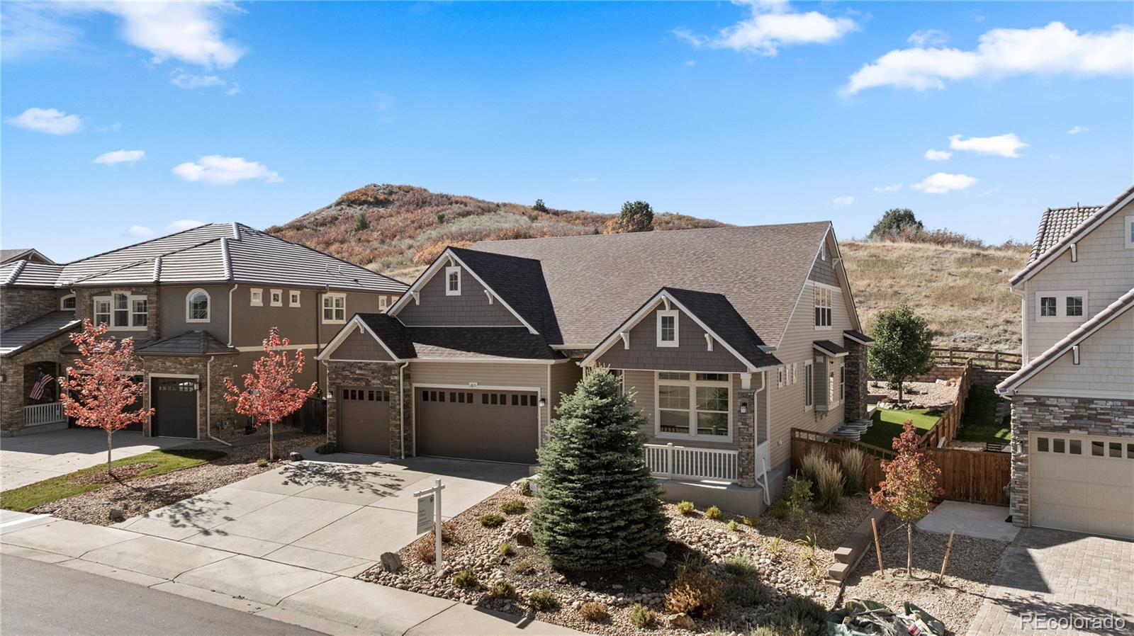 1815 Avery Way