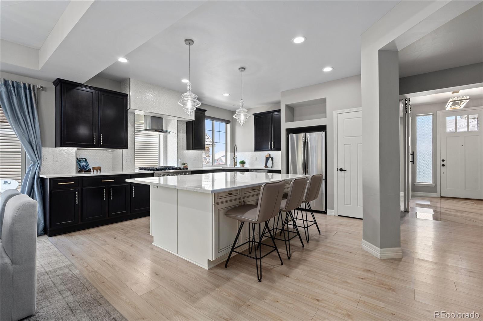 1815 Avery Way