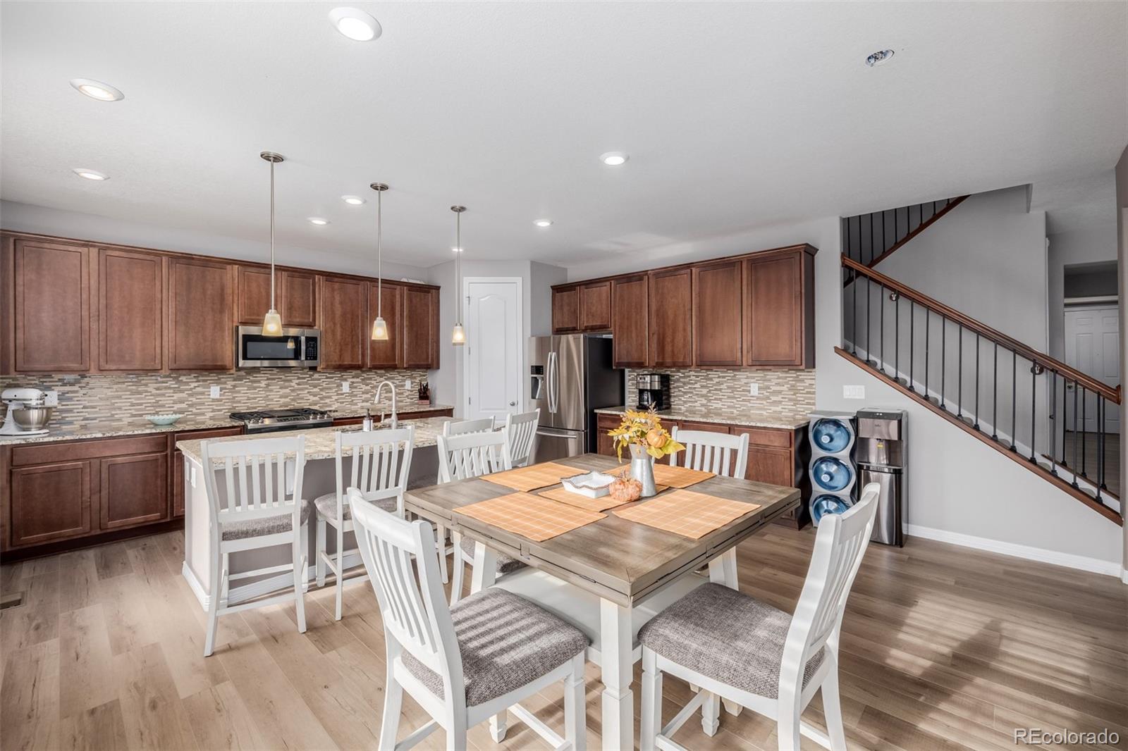 2804 E 162nd Drive