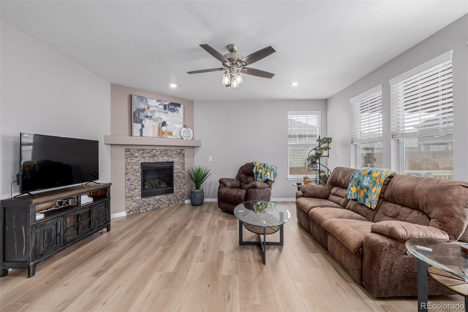 2804 E 162nd Drive