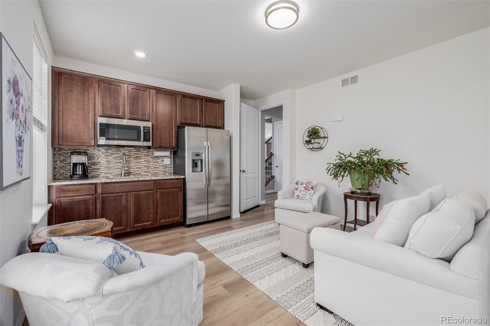 2804 E 162nd Drive