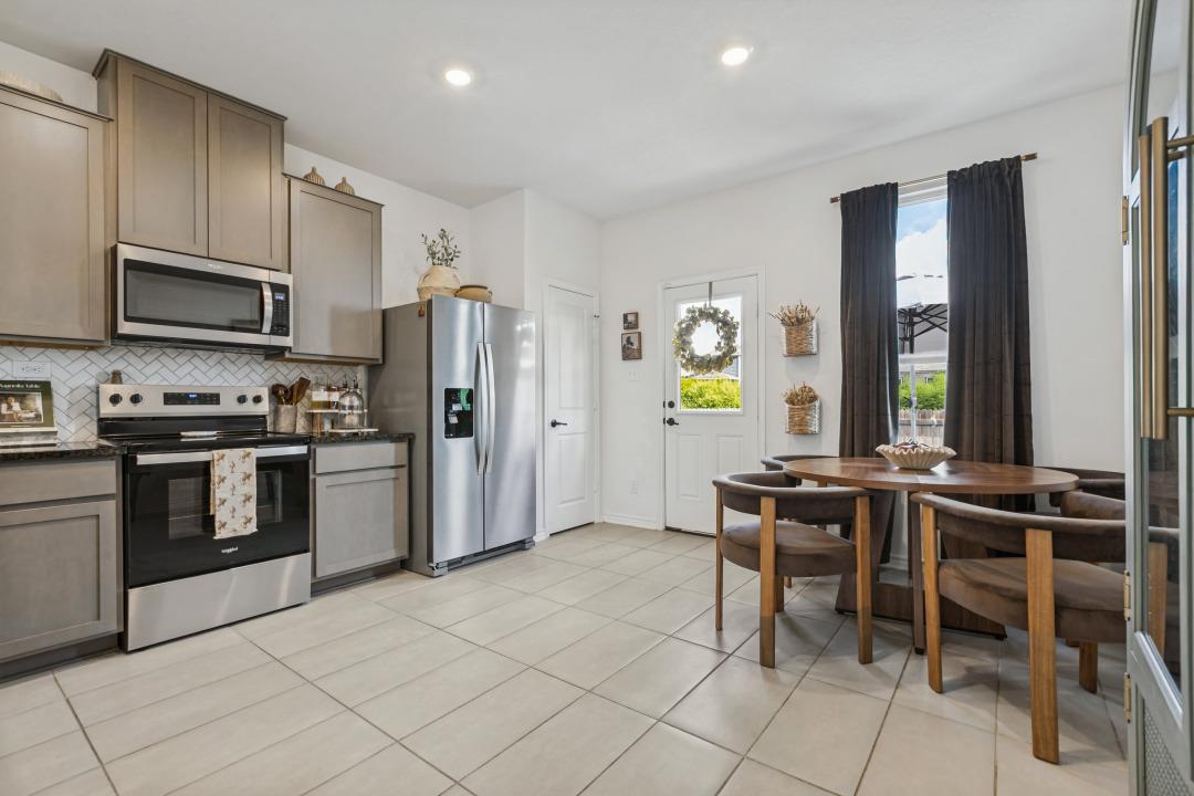 3431 Old Almonte DR