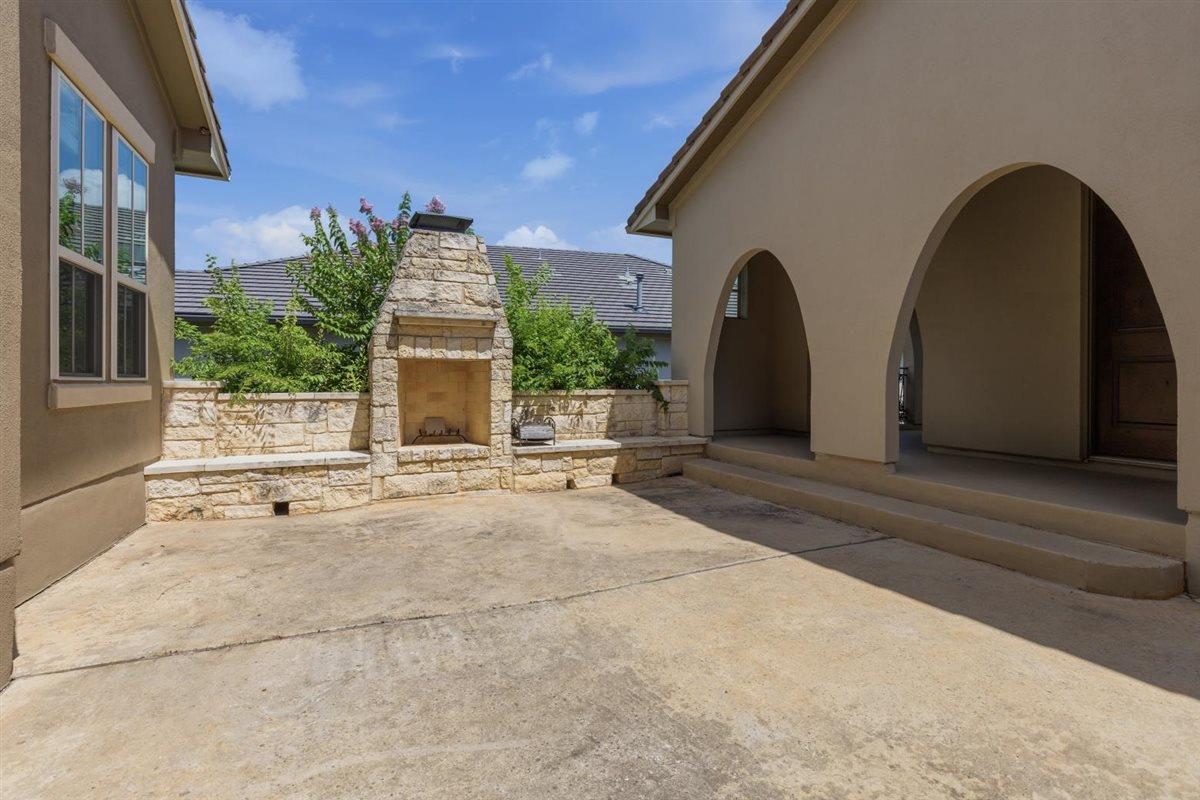 216 Cimarron Hills TRL E