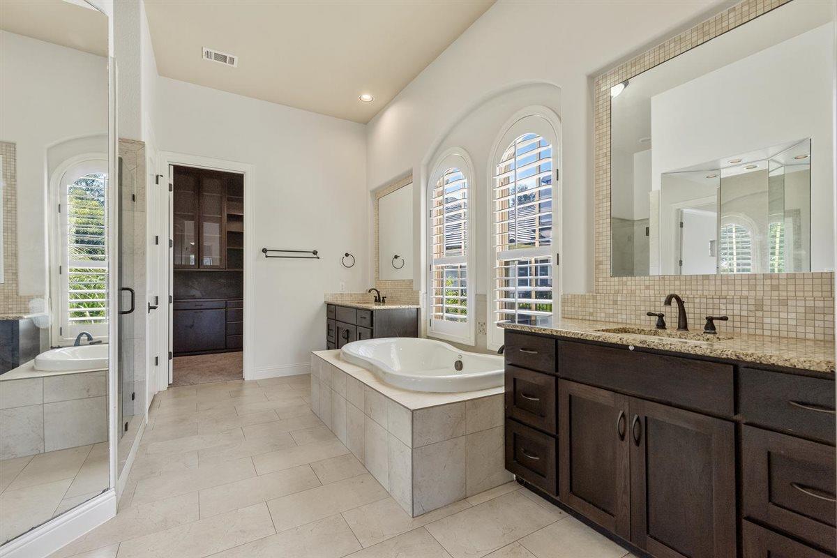 216 Cimarron Hills TRL E