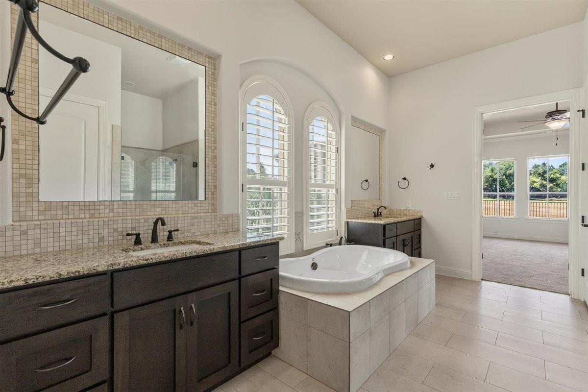216 Cimarron Hills TRL E