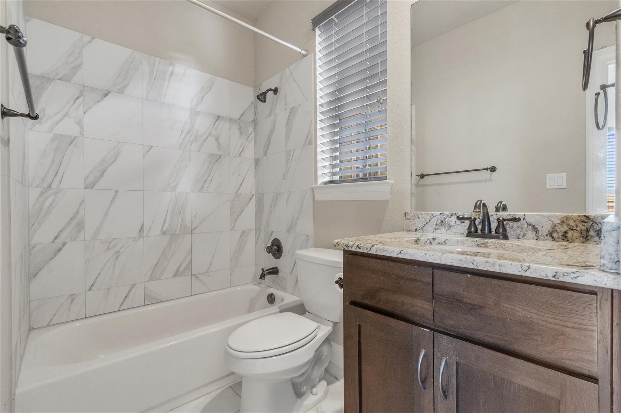 216 Cimarron Hills TRL E