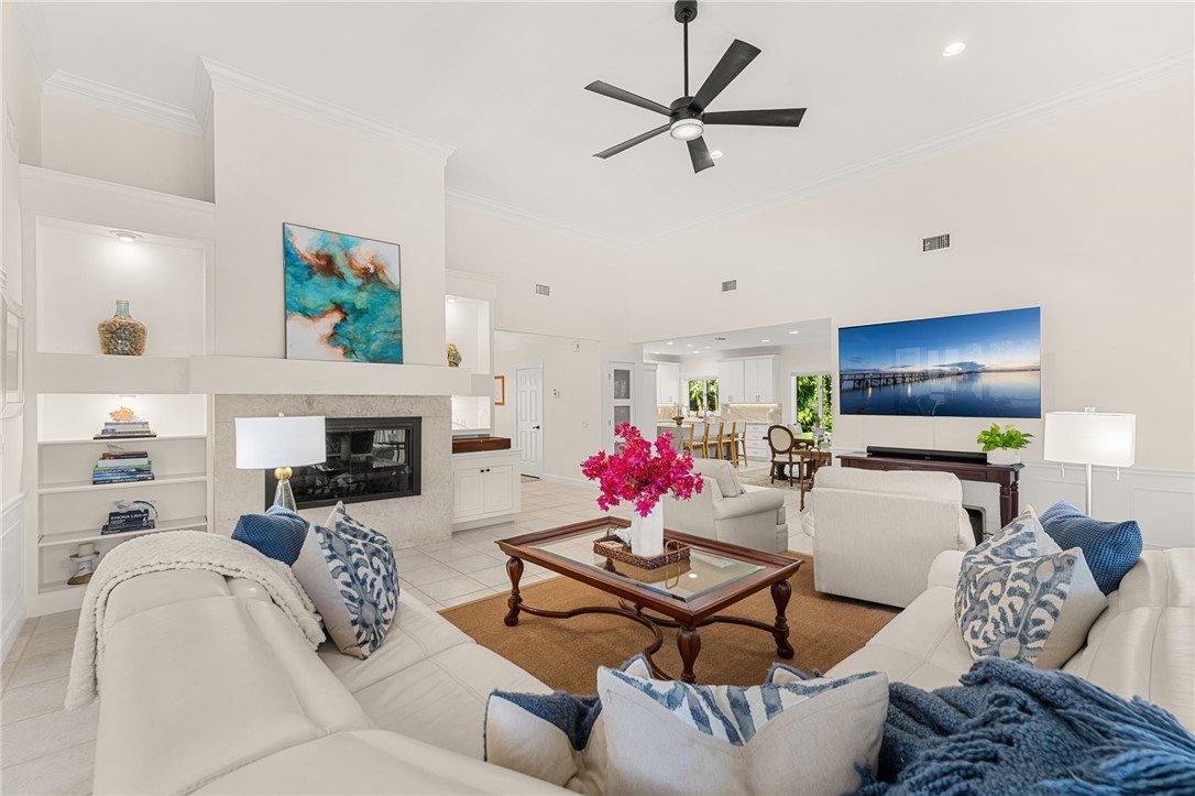 1810 Sand Dollar Way