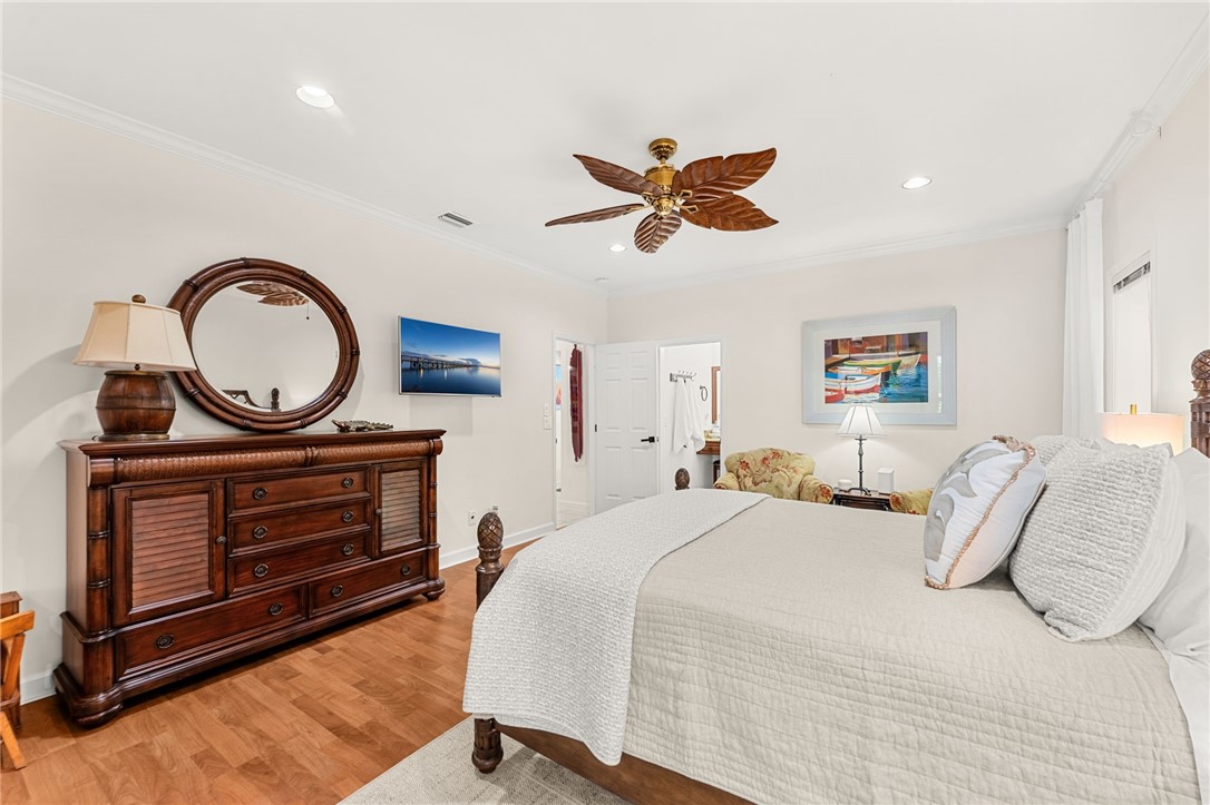 1810 Sand Dollar Way