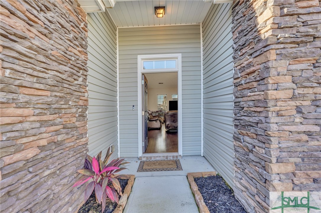 111 Greyfield Circle
