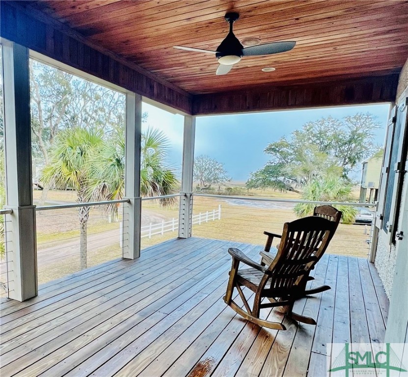 1206 Old Field Road