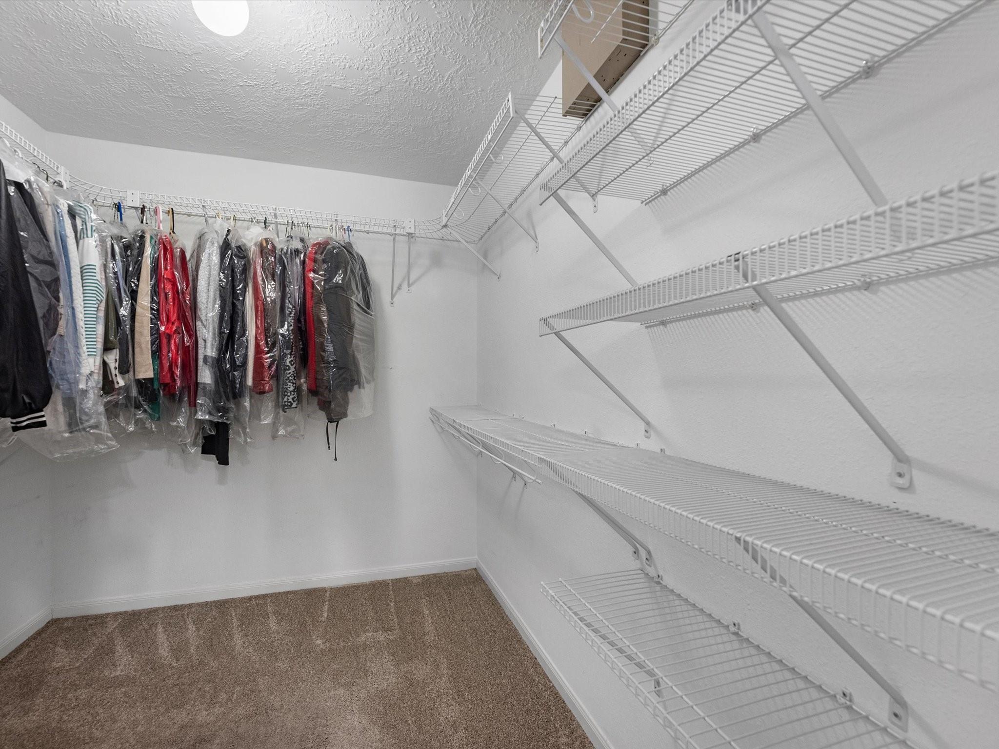 3906 Belvoir Park Drive