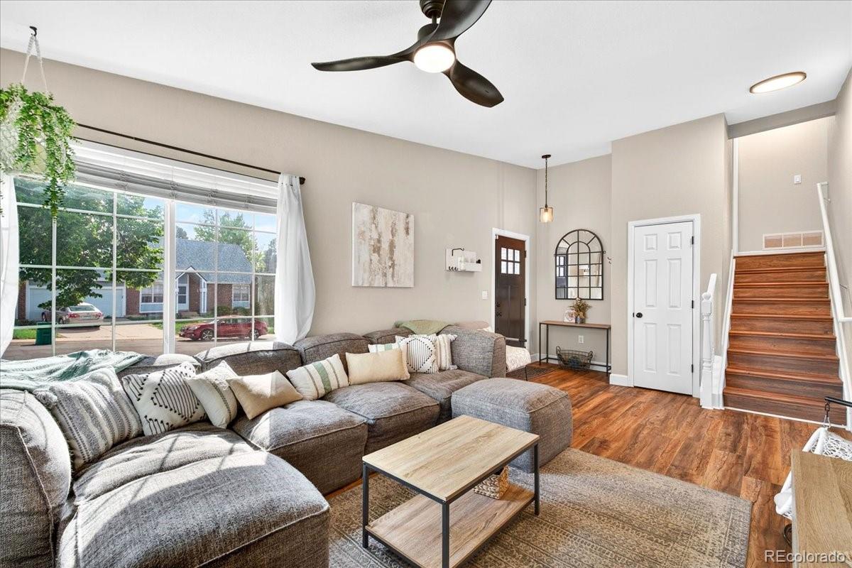 4366 S Dearborn Court