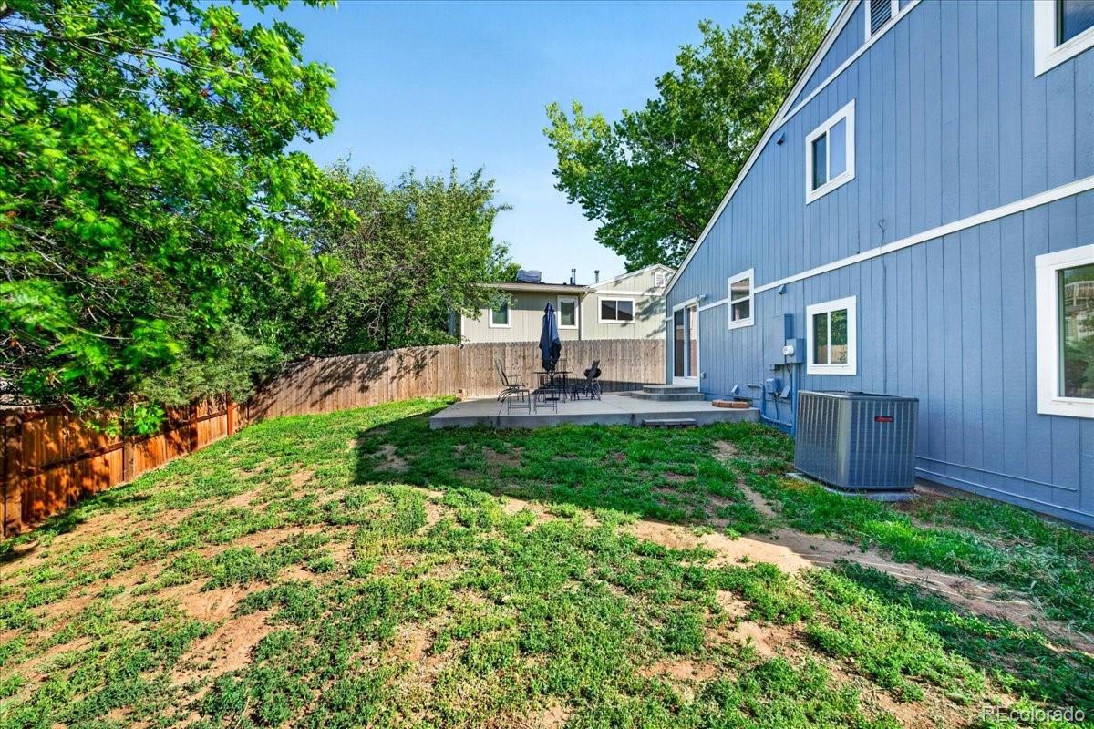 4366 S Dearborn Court