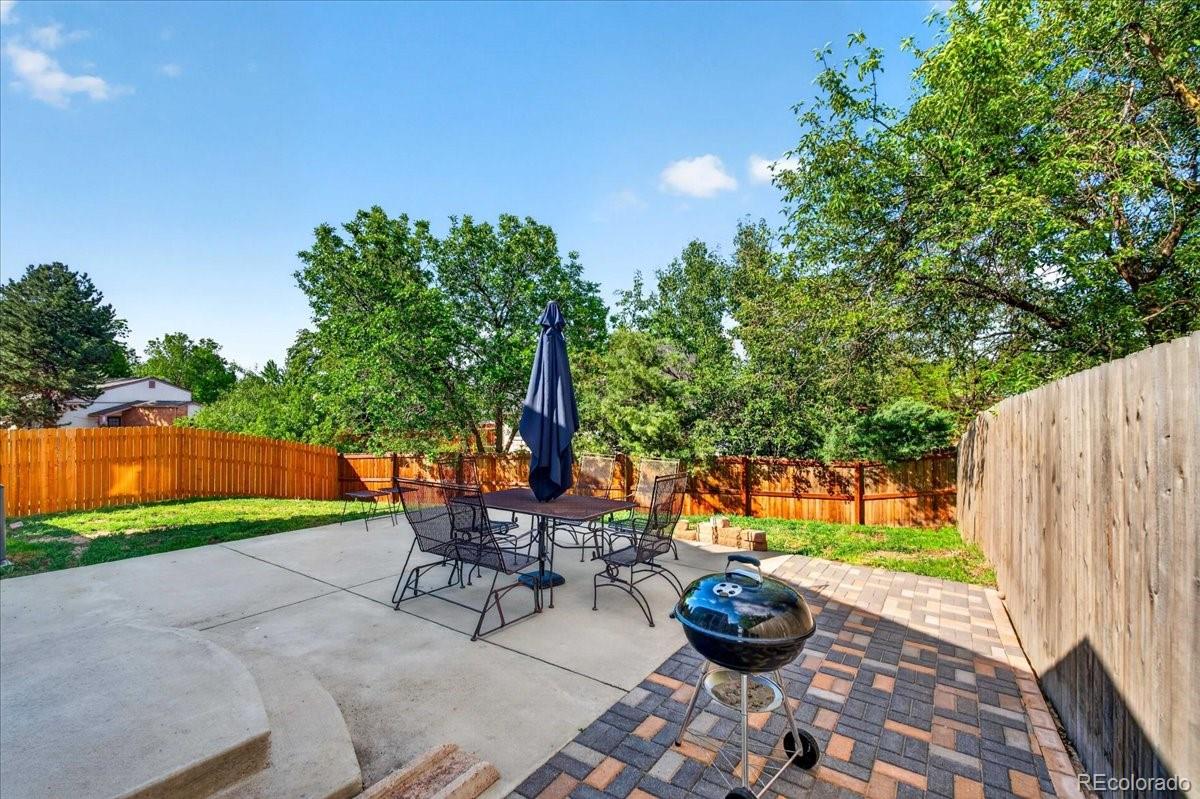 4366 S Dearborn Court