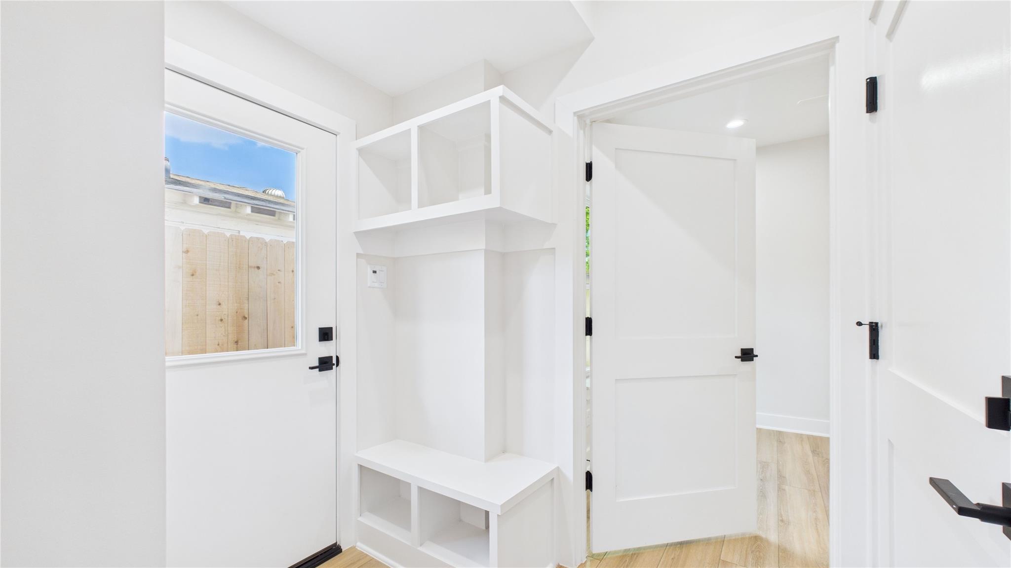 4506 Robertson