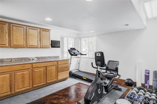 9257 Shadowglen Court