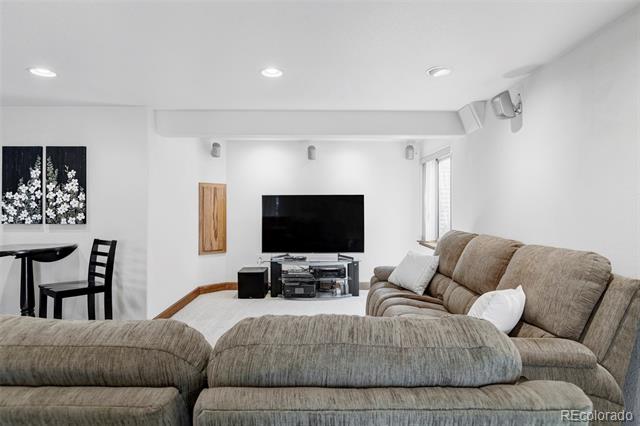 9257 Shadowglen Court