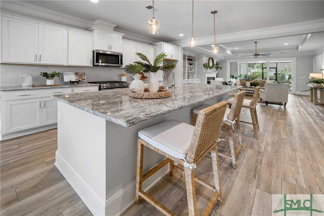 641 Blue Moon Crossing