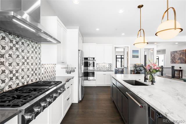 12927 Woodridge Drive