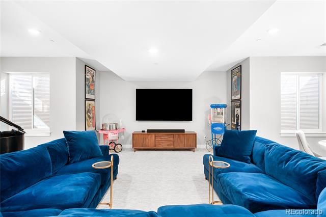 12927 Woodridge Drive