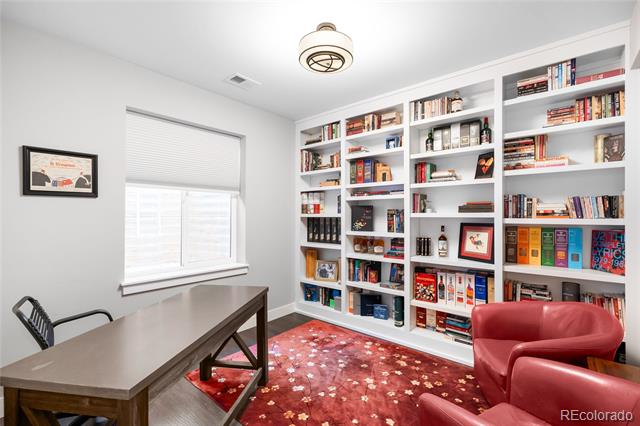 12927 Woodridge Drive