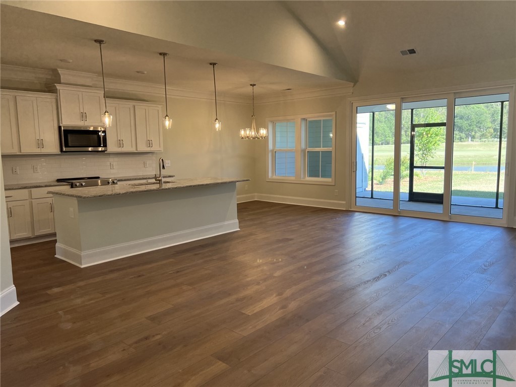 638 Blue Moon Crossing