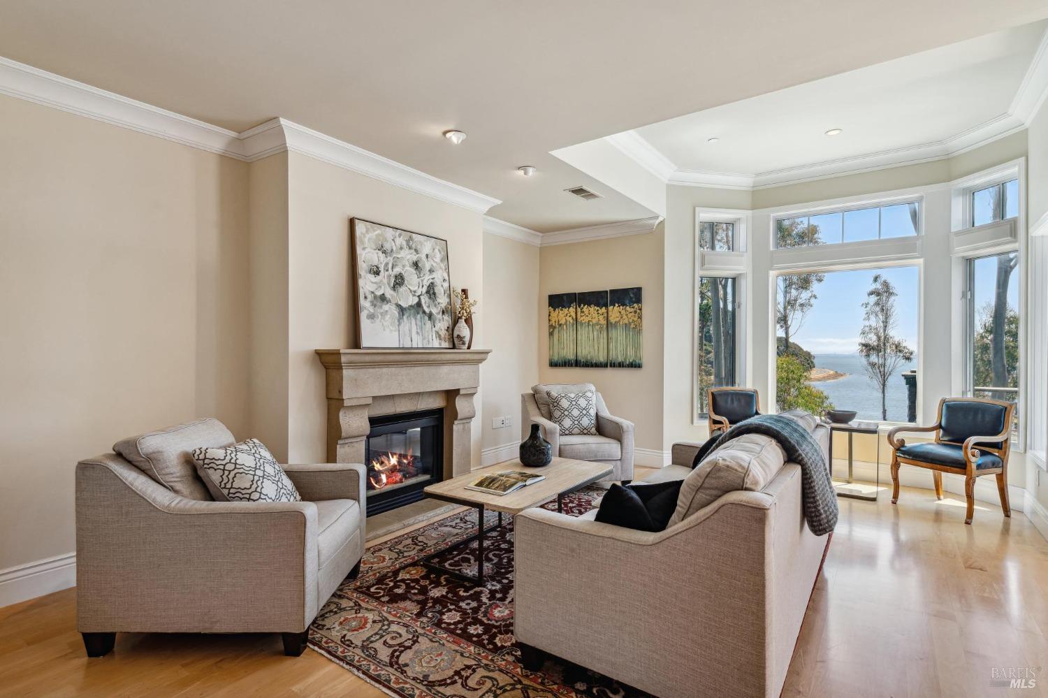 41 De Silva Island Drive