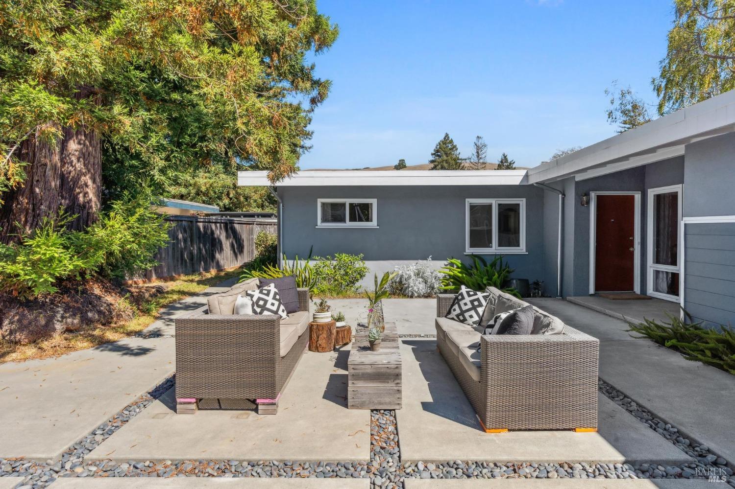 40 Meadow Drive