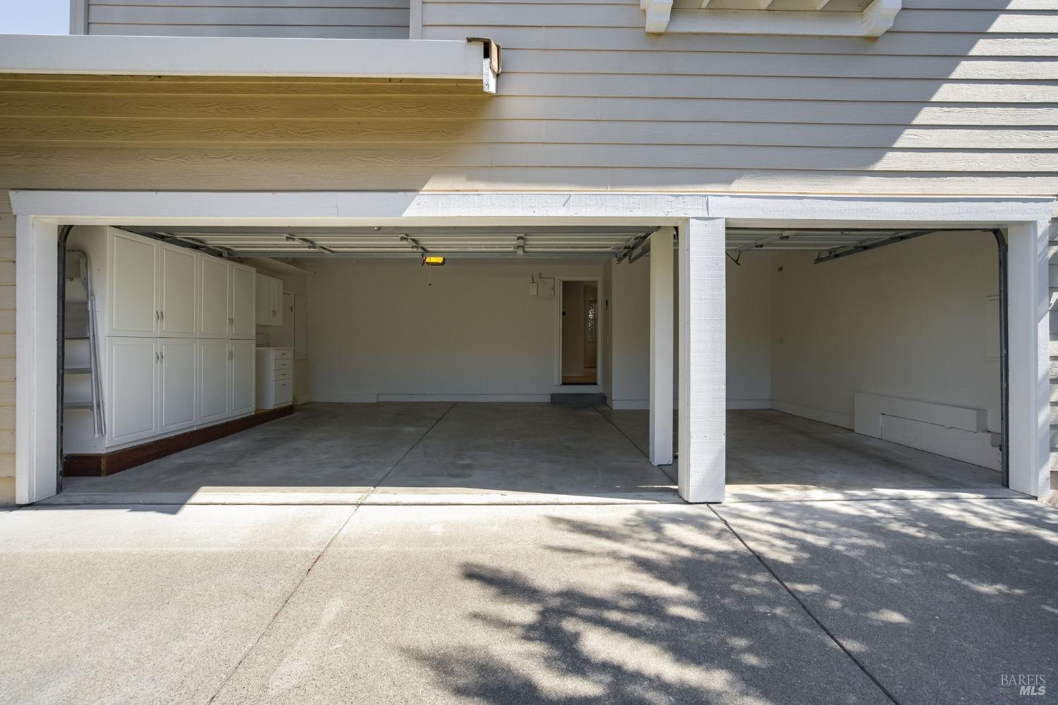 4210 Kingsford Drive