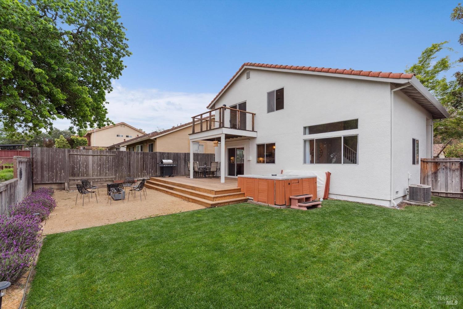 1125 El Macero Way
