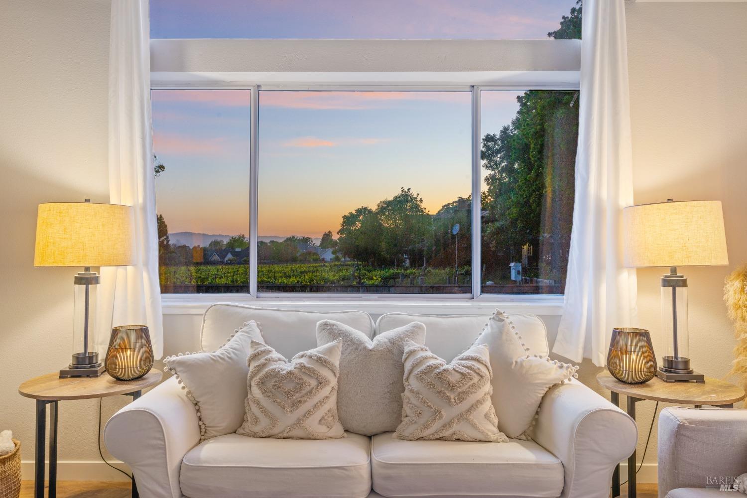 1125 El Macero Way