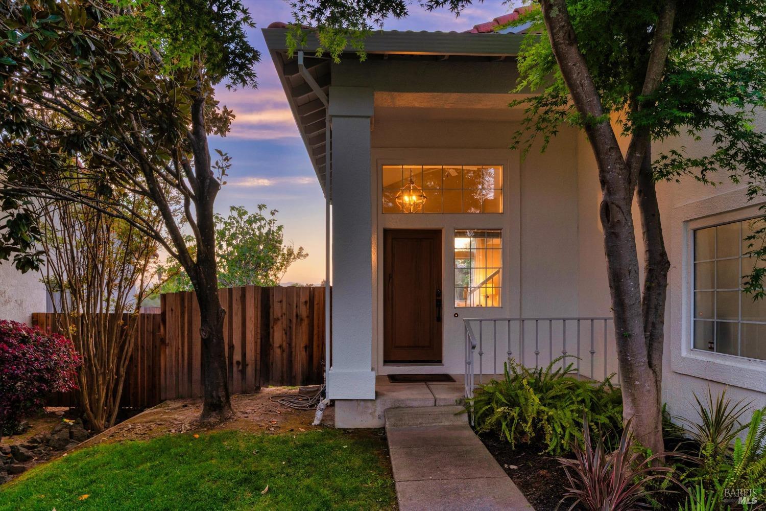 1125 El Macero Way