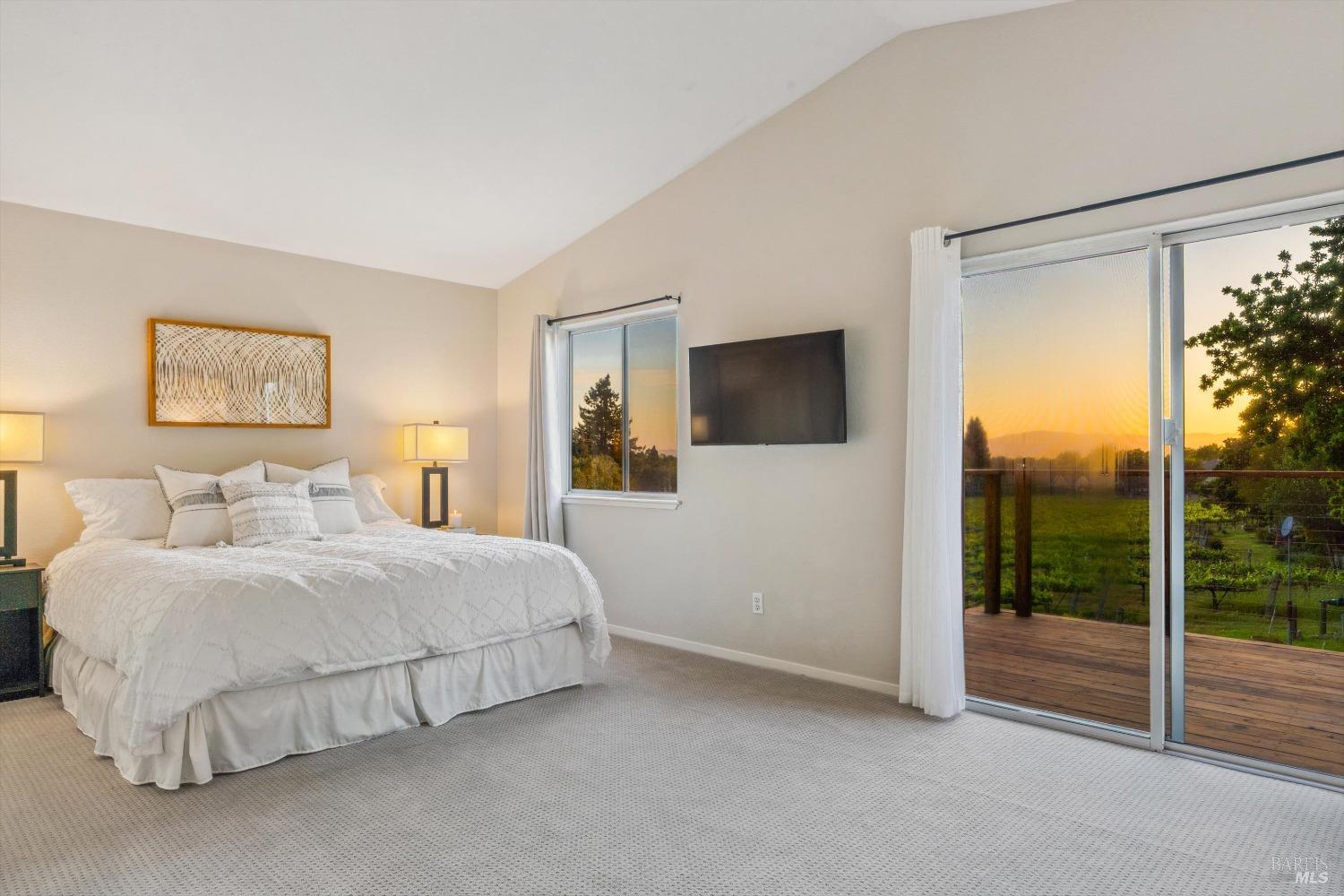 1125 El Macero Way