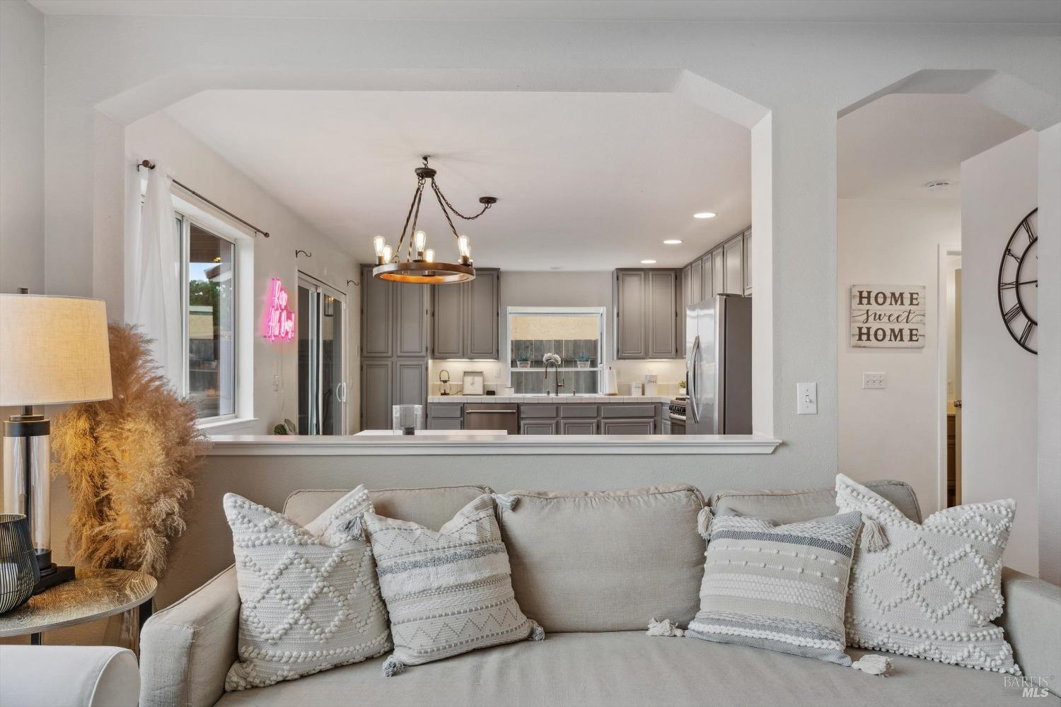 1125 El Macero Way
