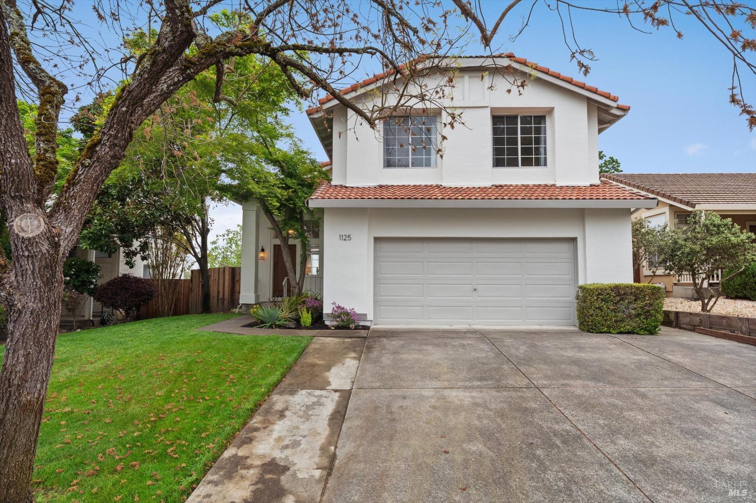 1125 El Macero Way