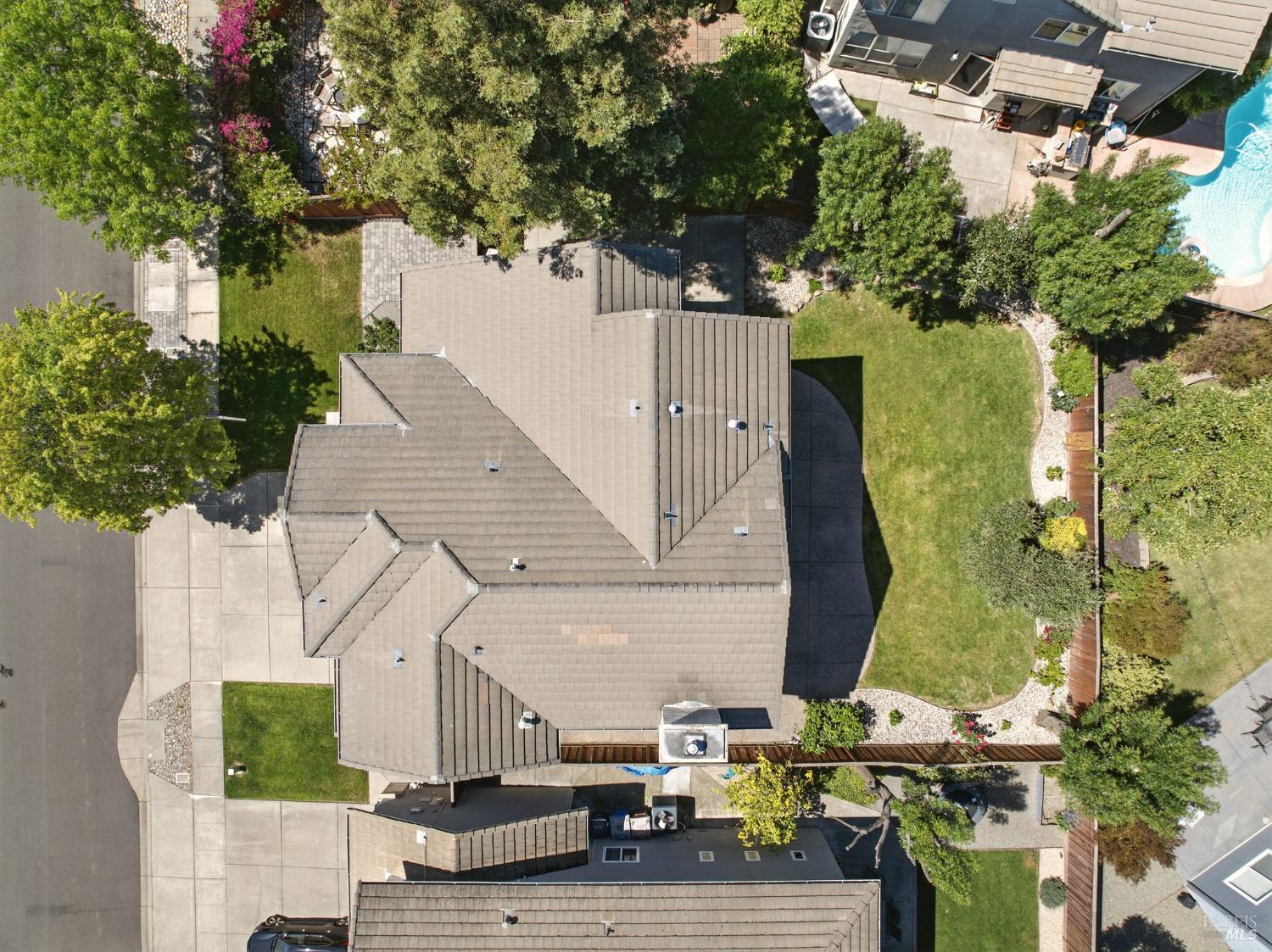 4234 Kingsford Drive