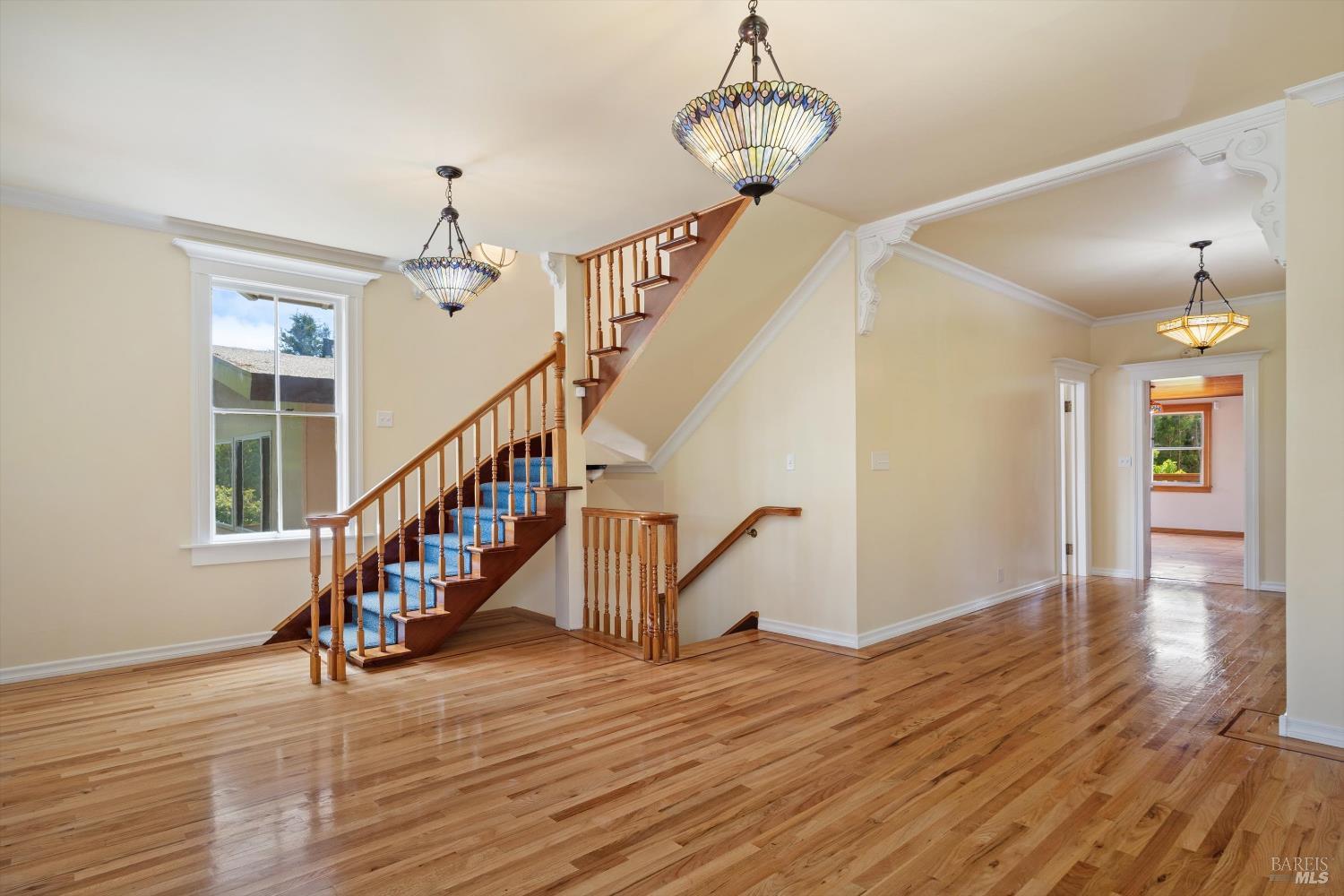 54 Mountain View Avenue