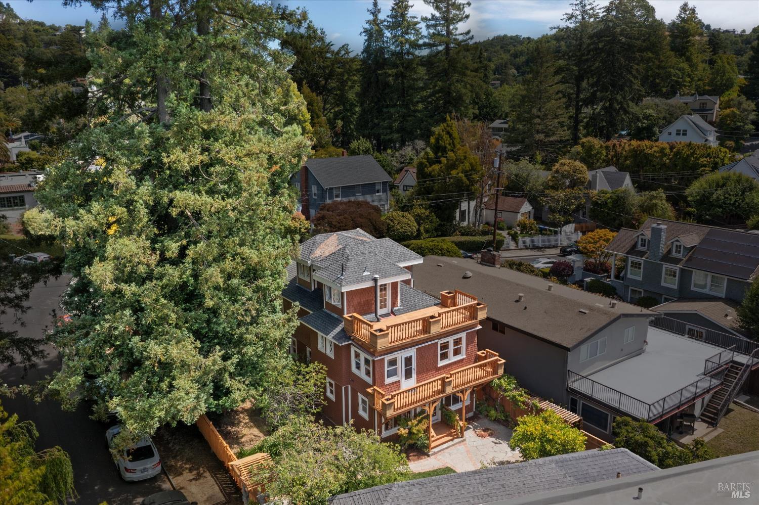54 Mountain View Avenue