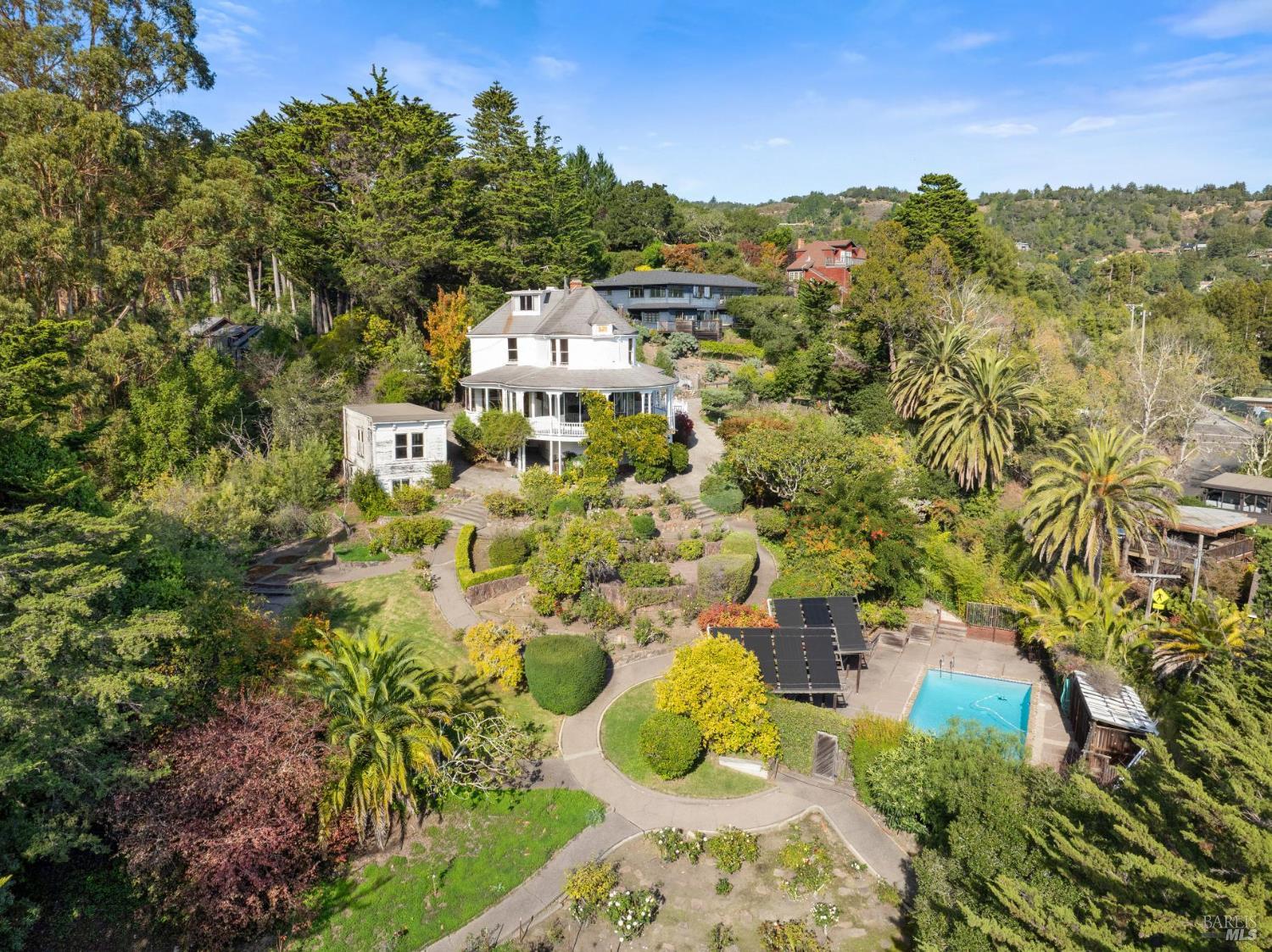 15 Tamalpais Avenue