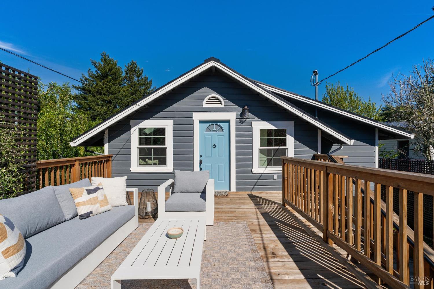 597 Ethel Avenue