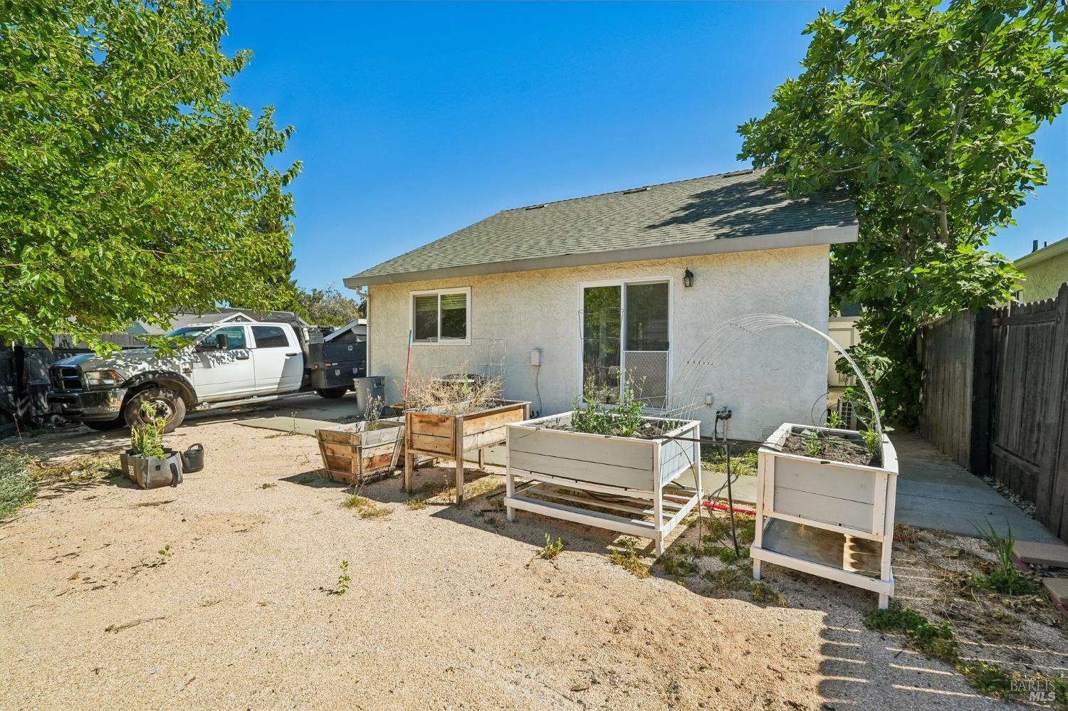 148 Columbia Drive
