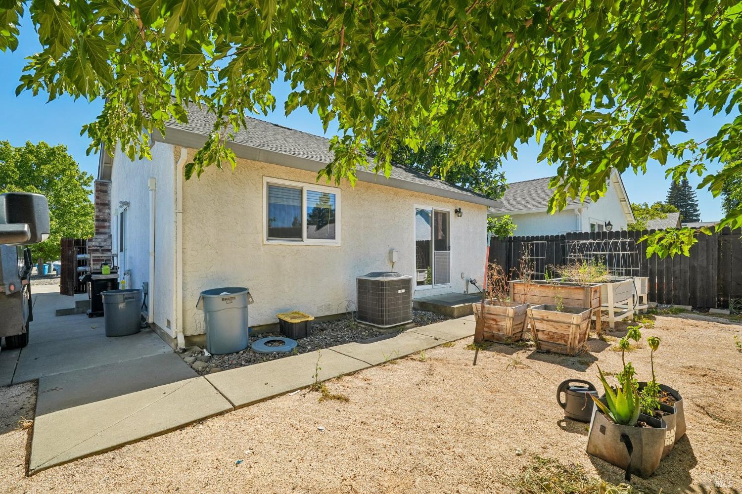 148 Columbia Drive