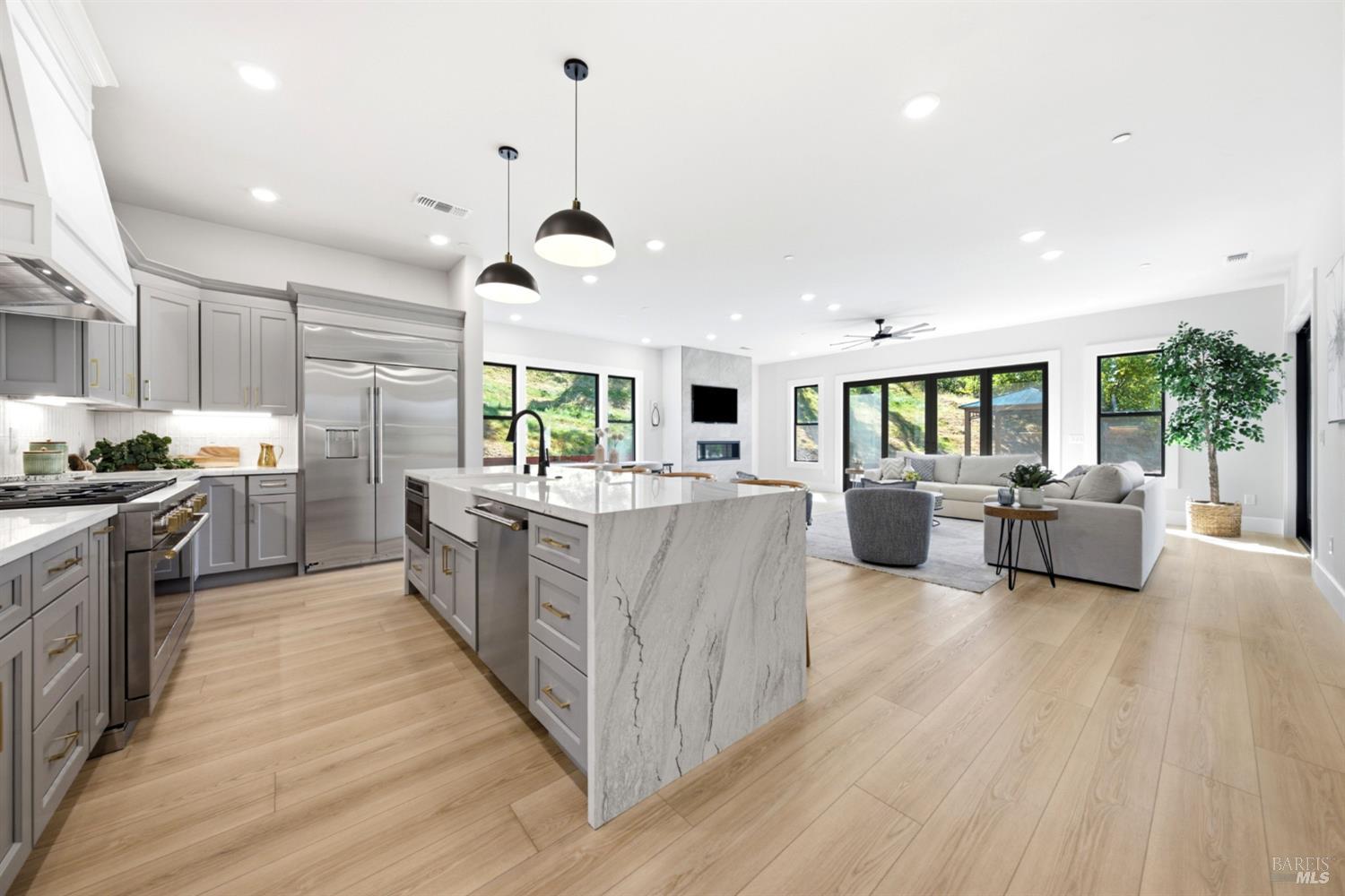 4008 Split Rail Court