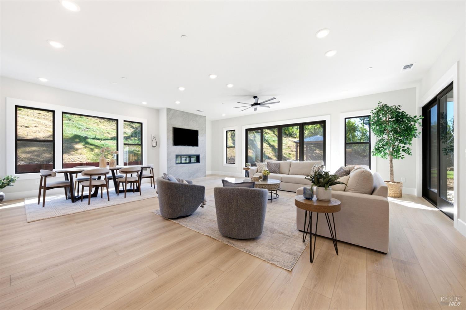 4008 Split Rail Court