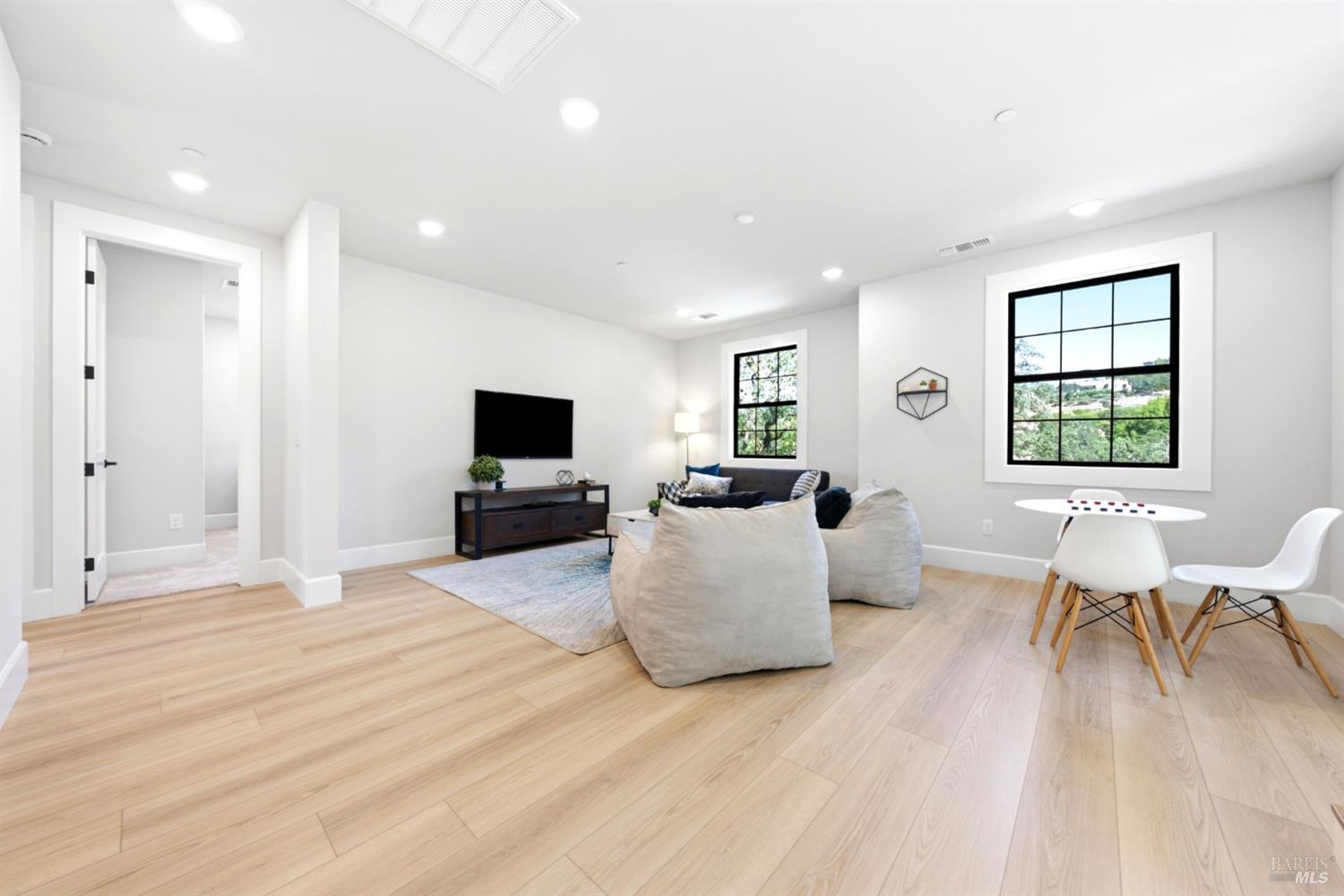 4008 Split Rail Court
