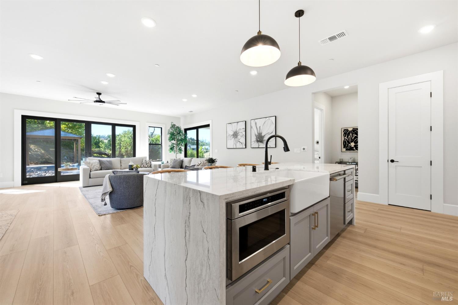 4008 Split Rail Court