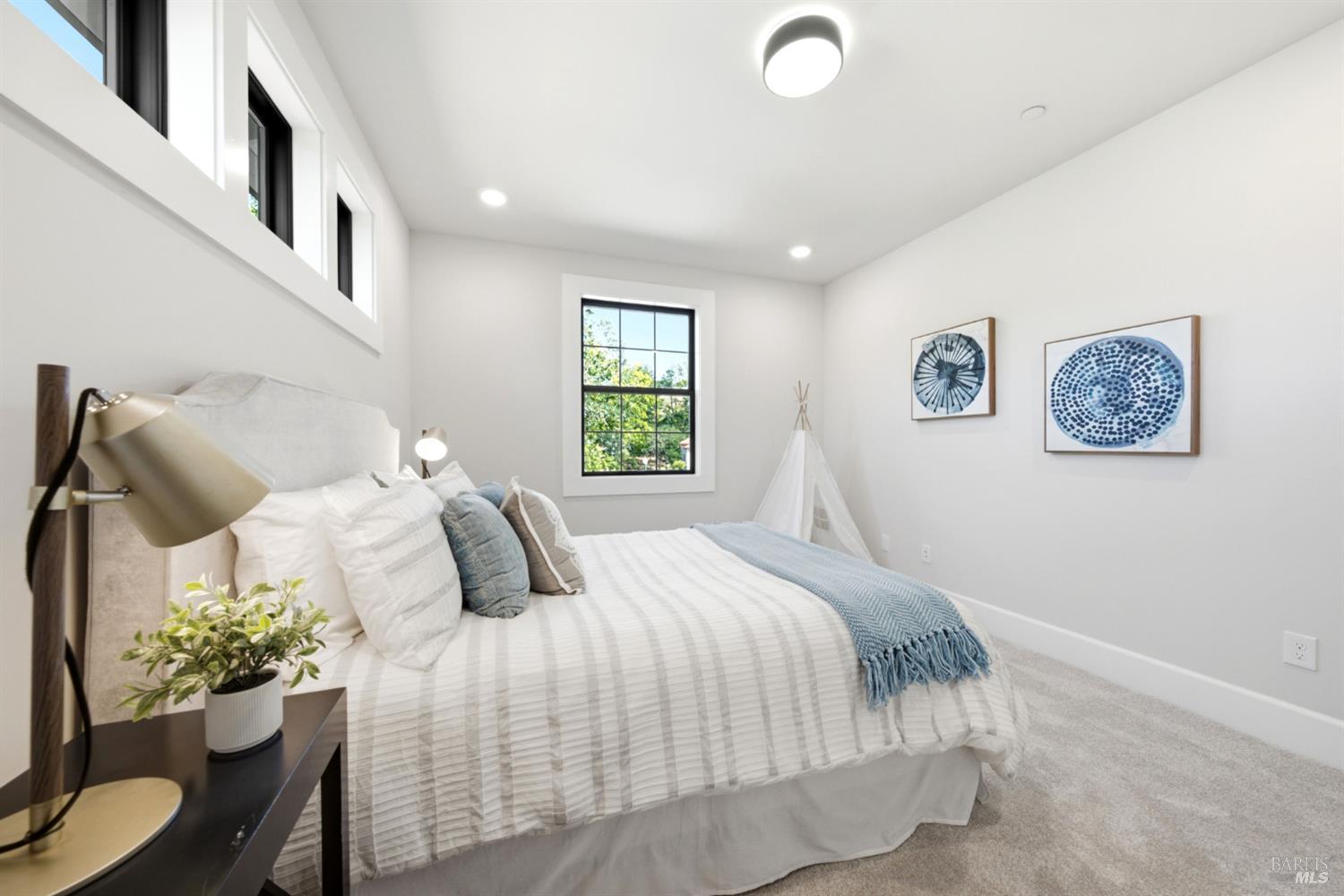 4008 Split Rail Court